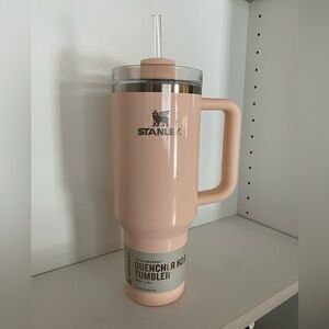 Stanley Quencher H2.0 Tumbler - Glazed Donut